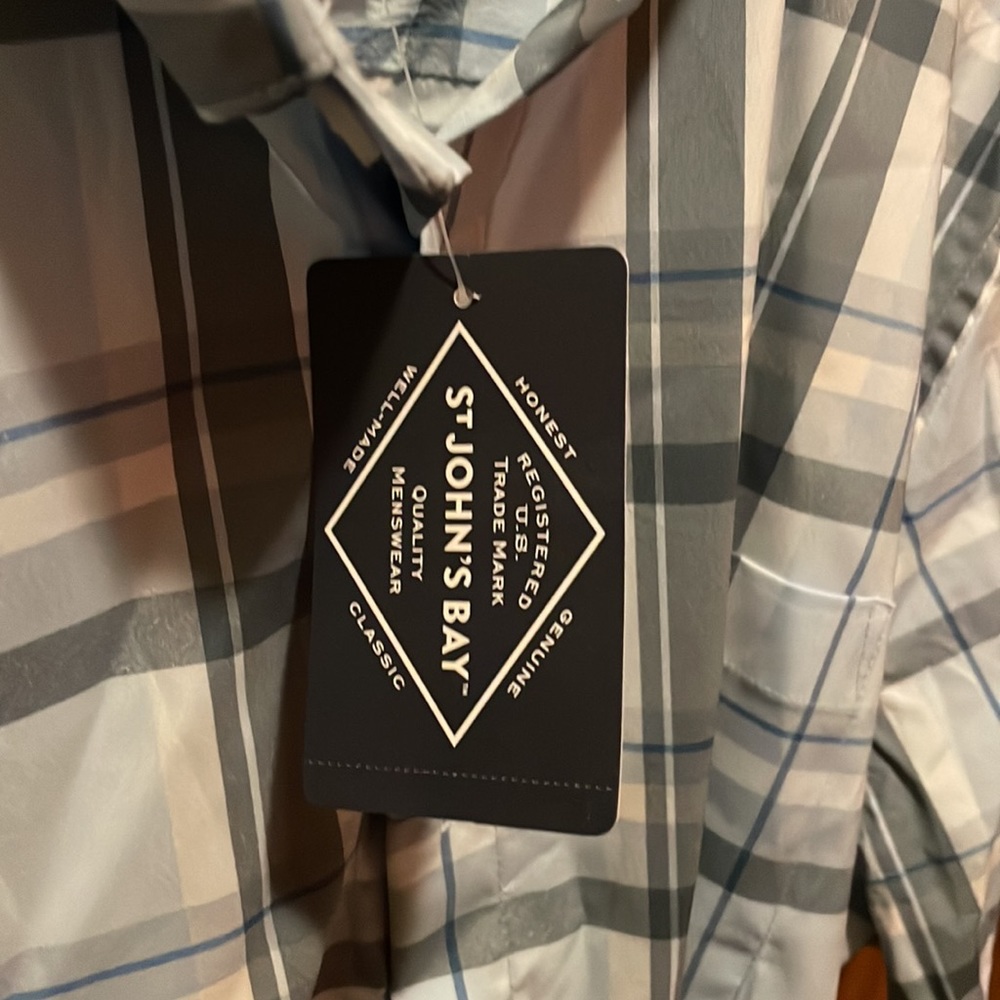 Men’s button down shirt - Picture 3 of 3